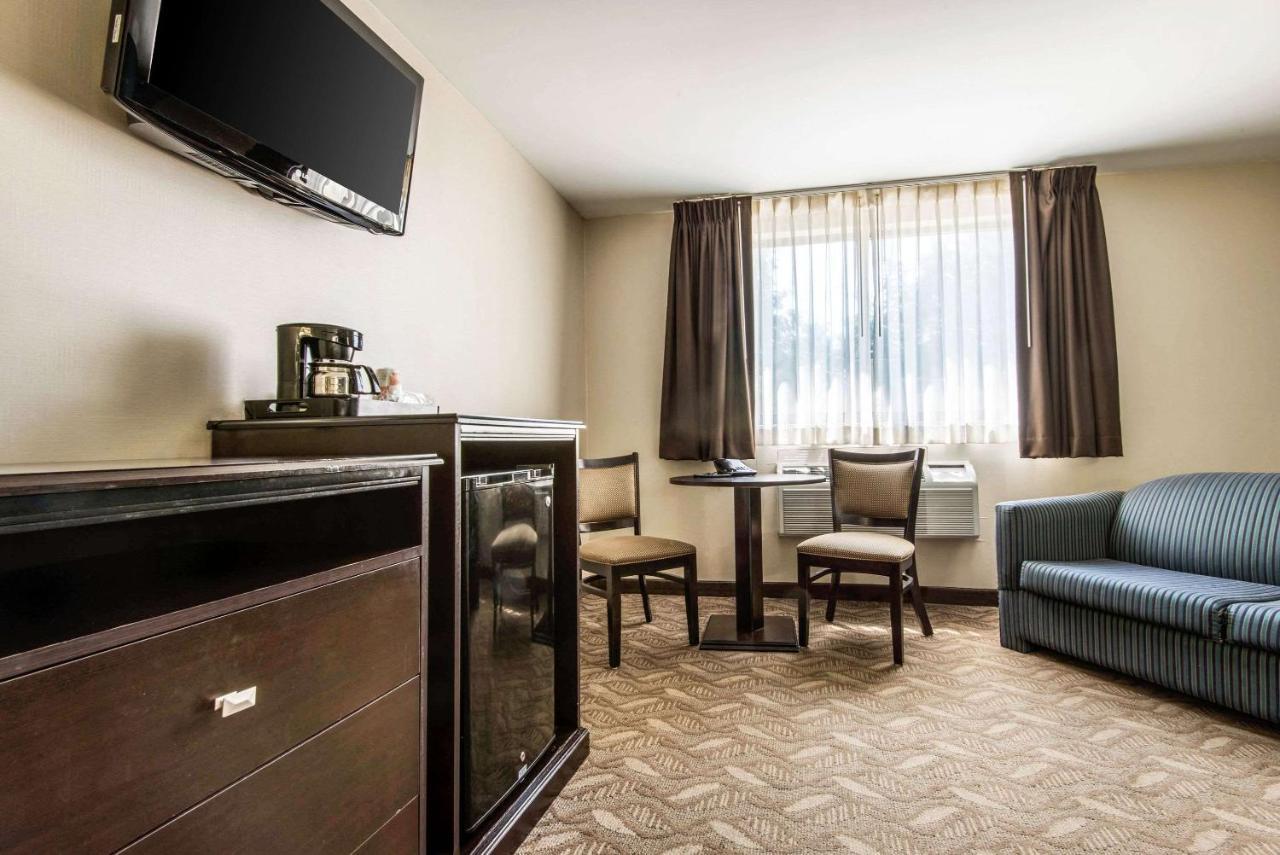 Quality Inn - Niagara Falls Blvd Exterior photo