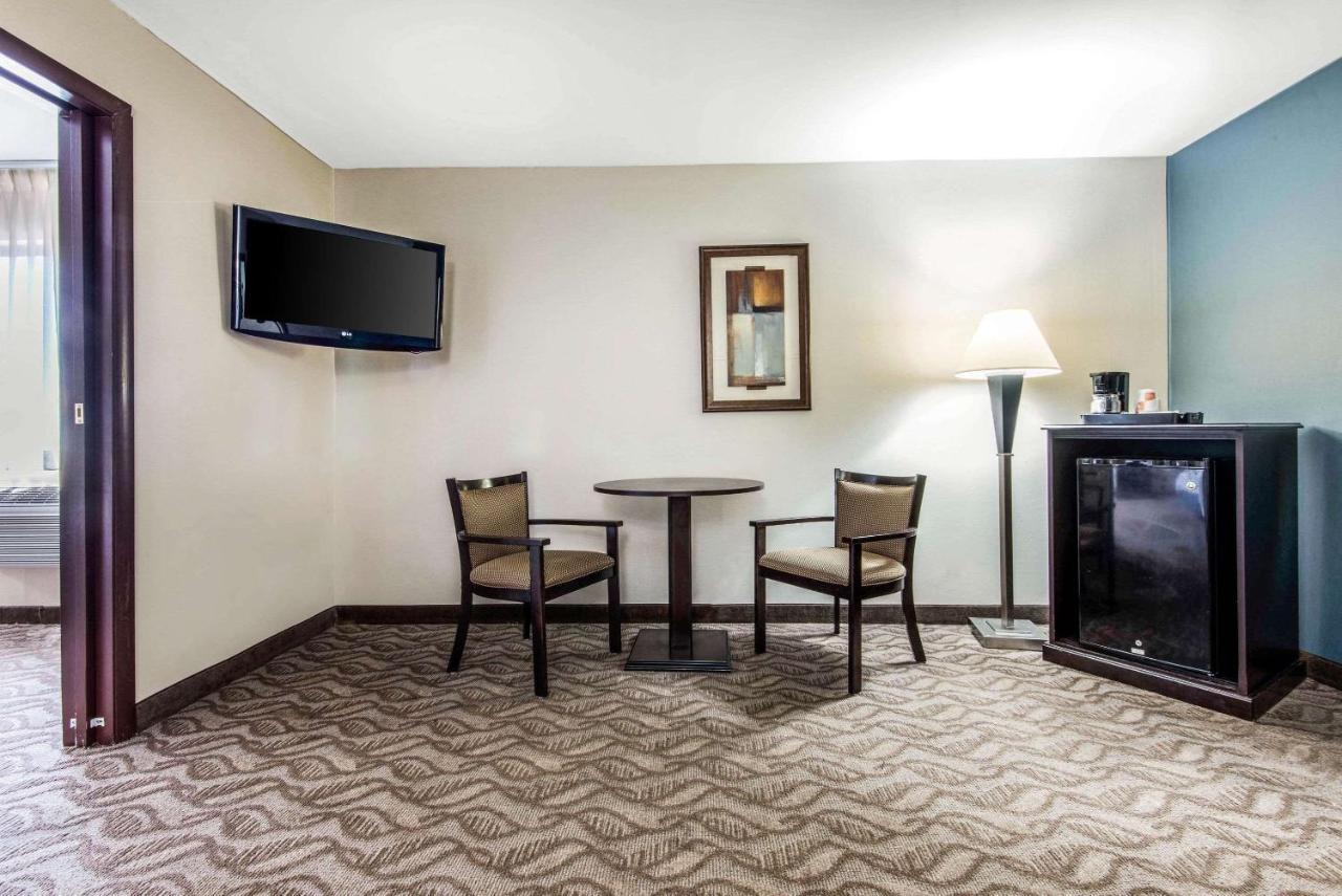 Quality Inn - Niagara Falls Blvd Exterior photo